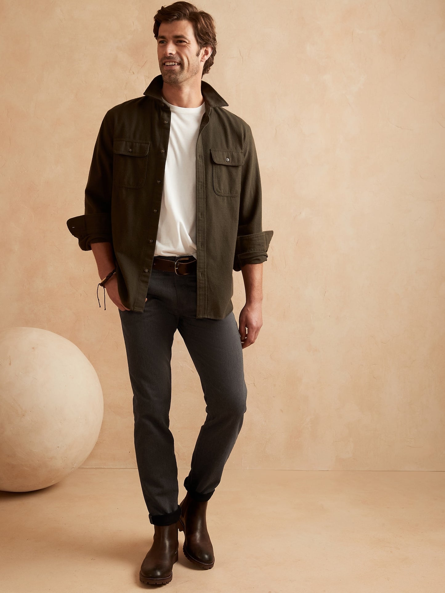 Men's Slim Travel Pant: 28-36" Inseam