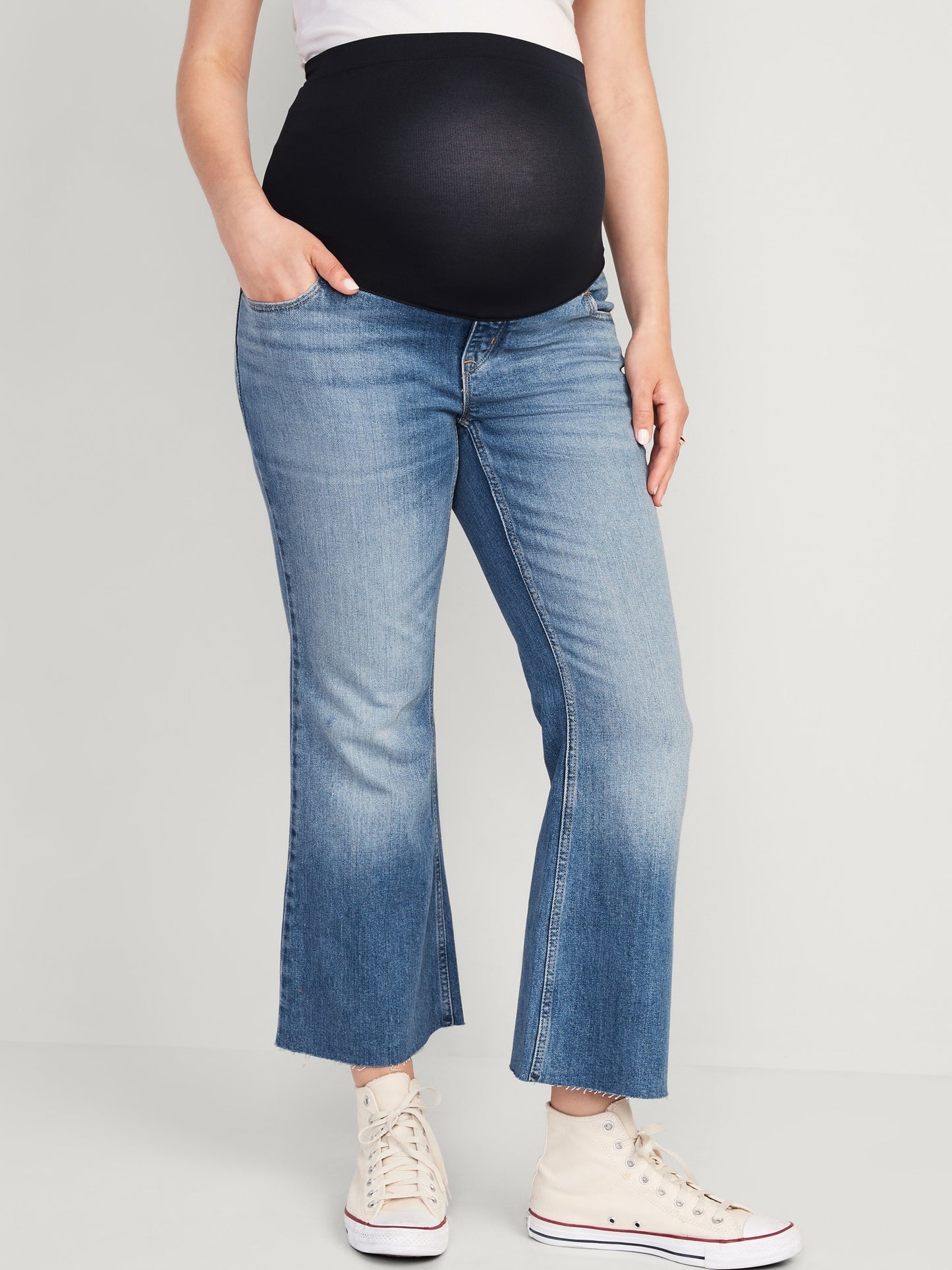 Full-Panel Cut-Off Cropped Flare Jeans
