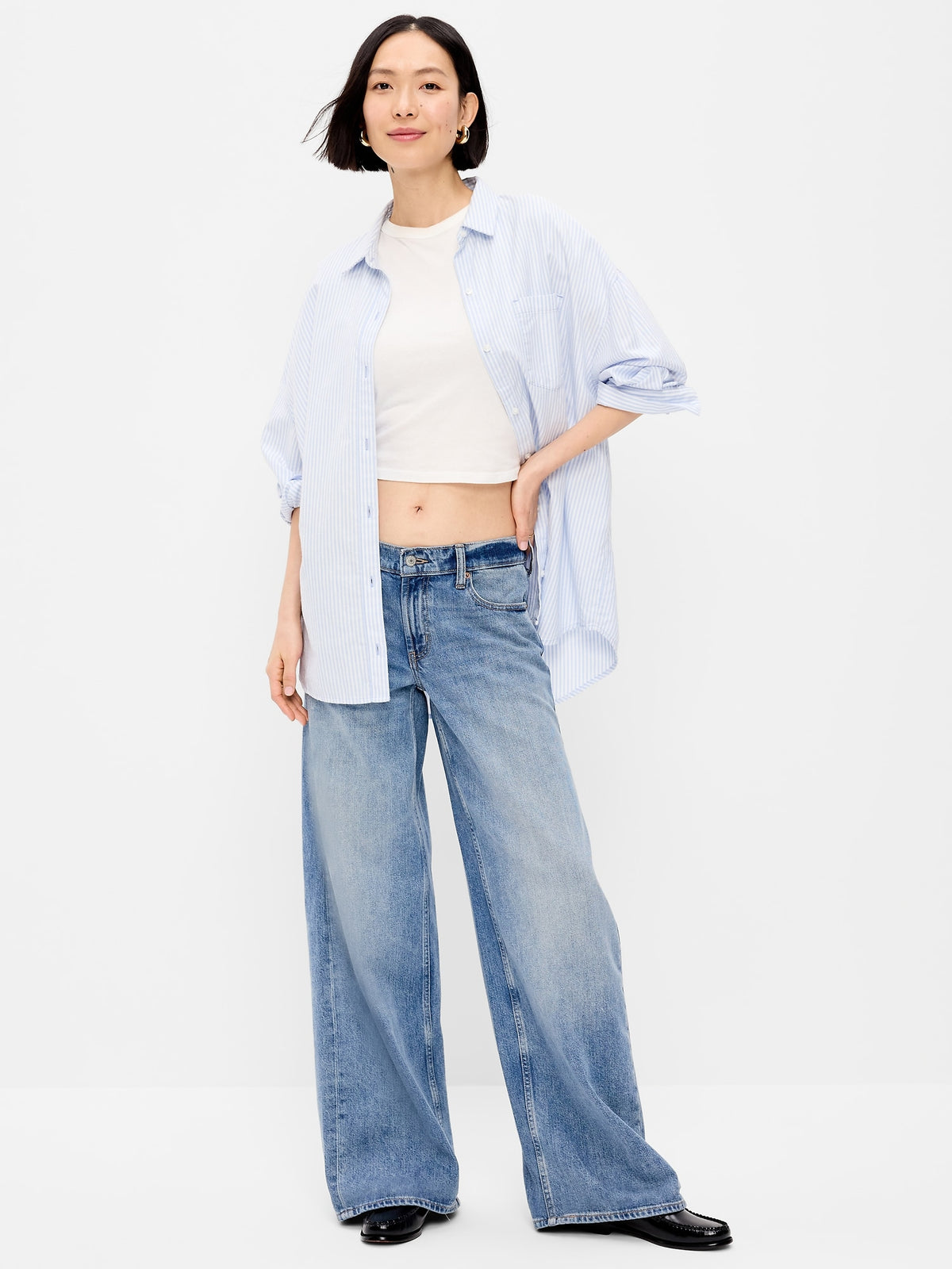 Low-Rise Baggy Wide Leg Jeans: 28", 30", 33" Inseam