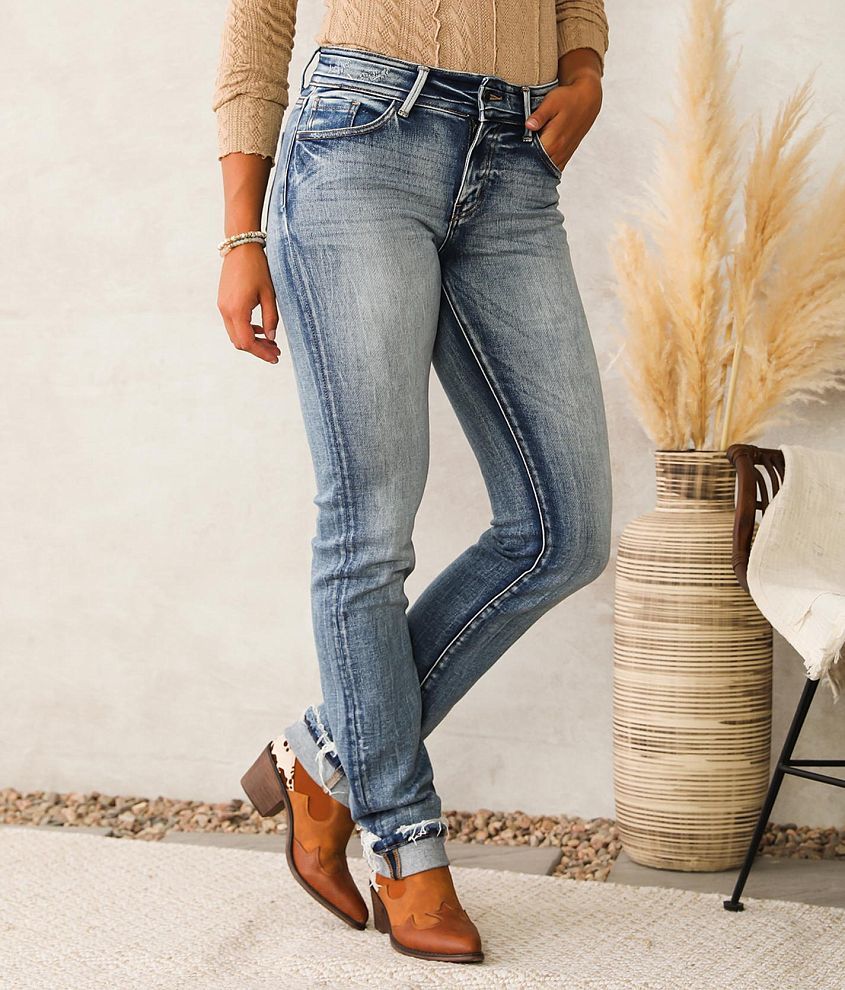 Kurvy Mid-Rise Straight Jean