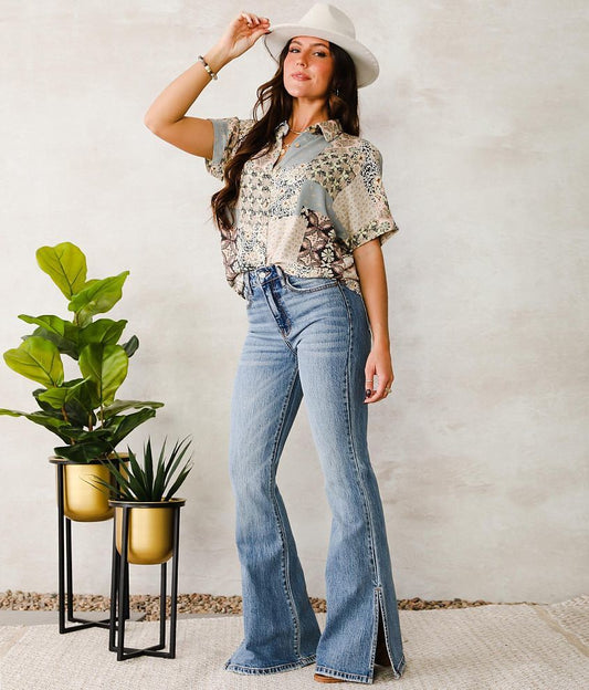 The Flared Out Jean