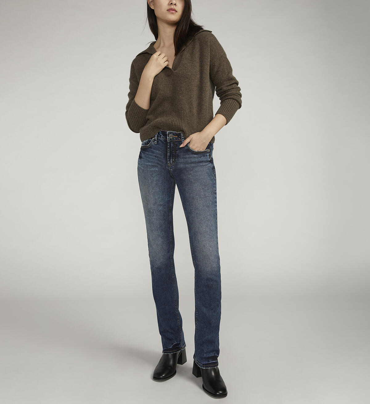 Silver Jeans Elyse Mid Rise Slim Bootcut Jeans