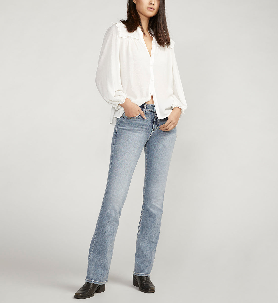 Suki Mid Rise Slim Bootcut Jeans