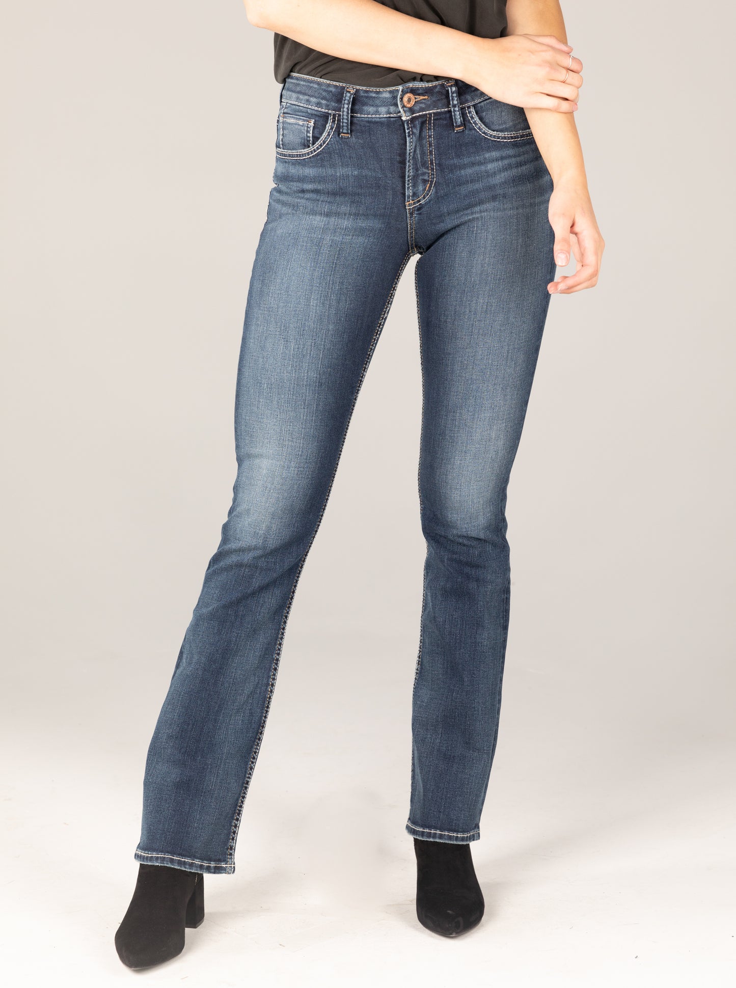 Silver Jeans Avery High Rise Slim Bootcut Jeans